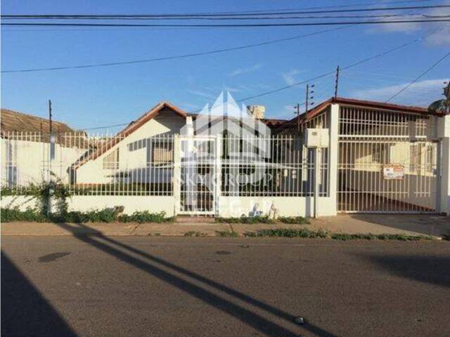 #SGC-246 - Casa para Venta en Punto Fijo - I