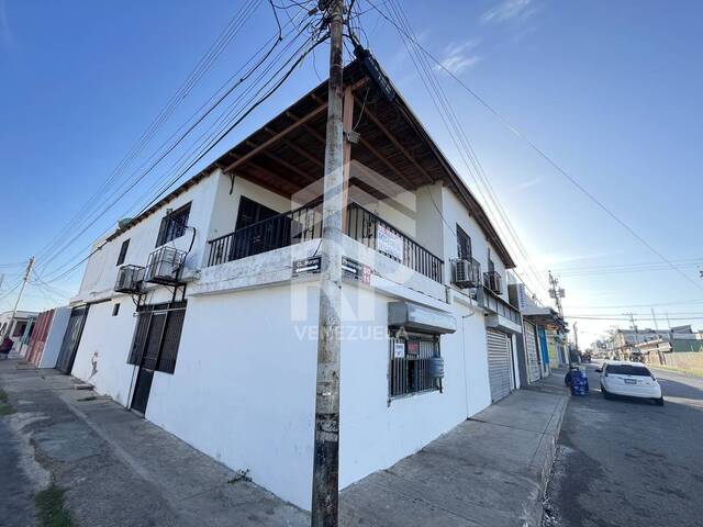 #SGC-341 - Casa para Venta en Punto Fijo - I