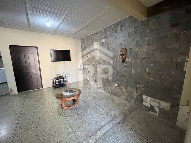 #SGC-341 - Casa para Venta en Punto Fijo - I