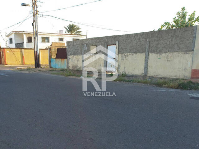 #SGT-131 - Terreno para Venta en Punto Fijo - I