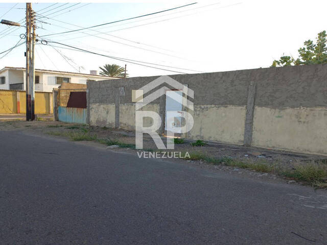 #SGT-131 - Terreno para Venta en Punto Fijo - I