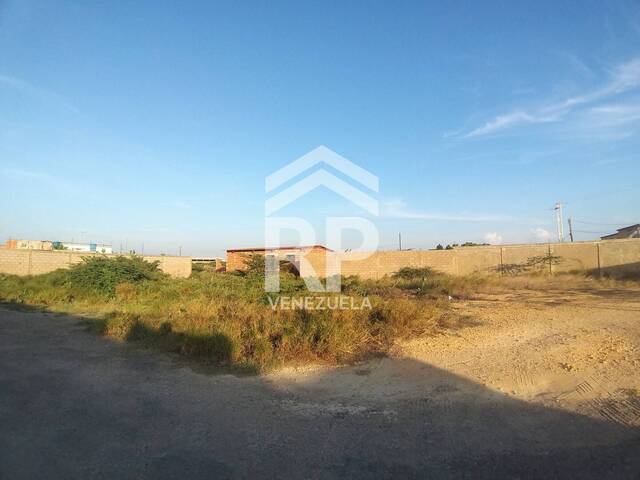 #SGT-140 - Terreno para construcción para Venta en Punto Fijo - I