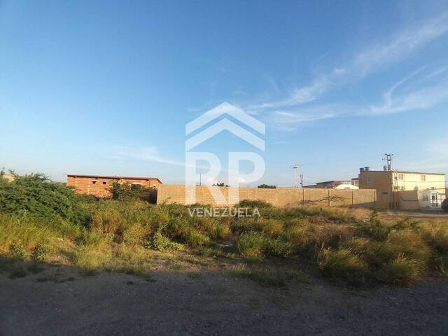 #SGT-140 - Terreno para construcción para Venta en Punto Fijo - I