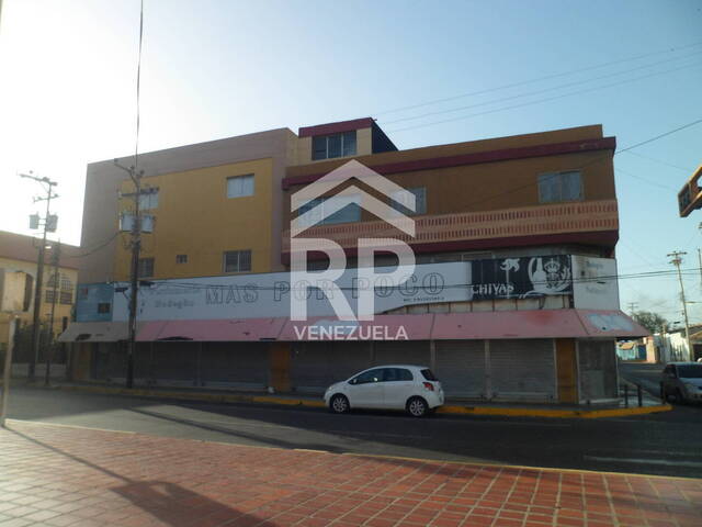 #SGE-017 - Edificio comercial para Venta en Punto Fijo - I