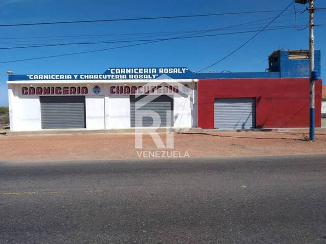 #SGE-029 - Edificio comercial para Venta en Punto Fijo - I