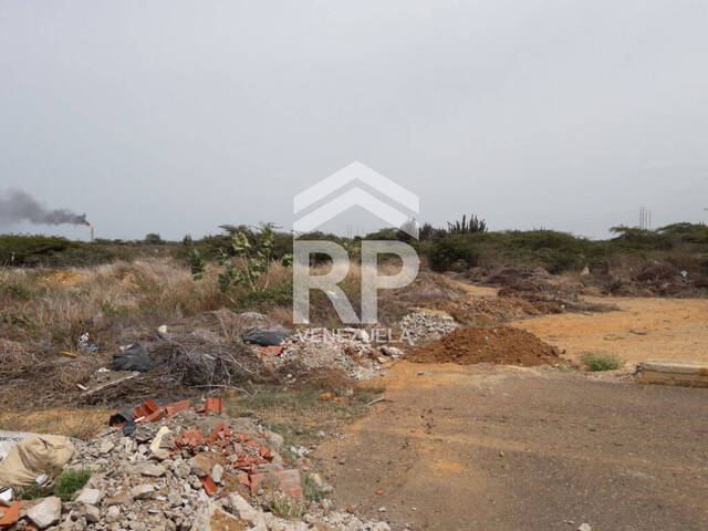 #SGT-064 - Terreno para Venta en Punto Fijo - I