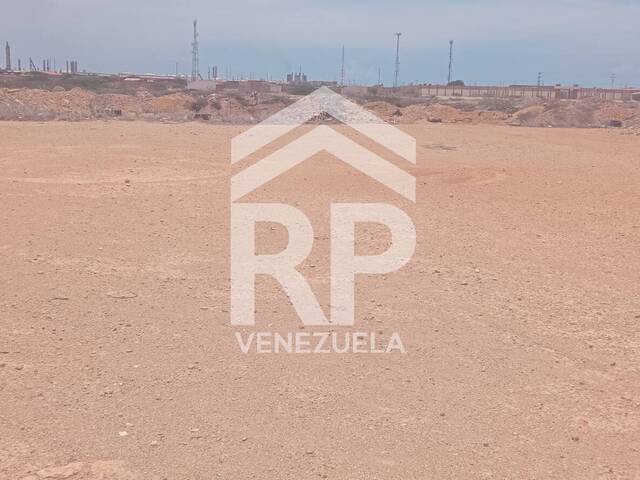 #SGT-107 - Terreno para Venta en Punto Fijo - I