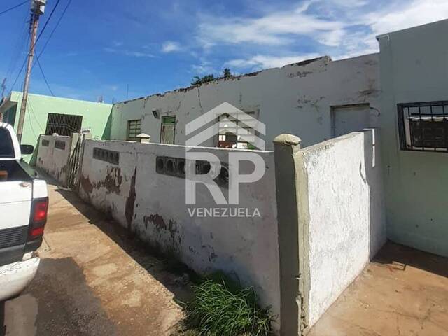 #SGT-115 - Terreno para Venta en Punto Fijo - I