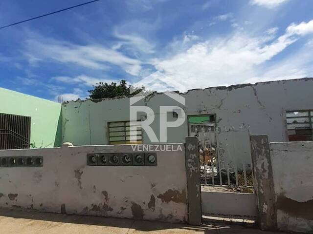 #SGT-115 - Terreno para Venta en Punto Fijo - I