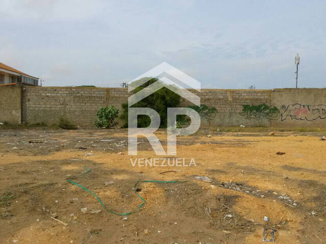 #SGT-003 - Terreno para Venta en Punto Fijo - I