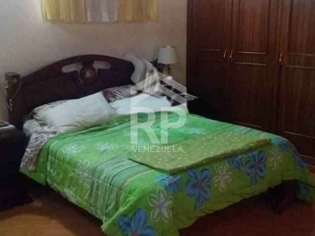 Casa para Venta en Punto Fijo - 2