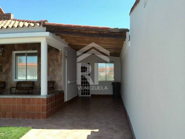 Casa para Venta en Punto Fijo - 5