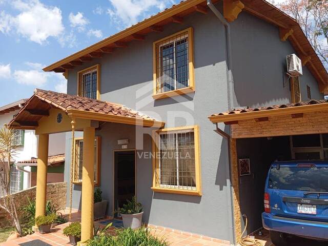 #COC-003 - Casa para Venta en San Cristóbal - S