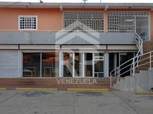 #PLE-001 - Edificio comercial para Venta en Maracaibo - V