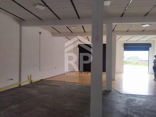 #COL-001 - Local para Alquiler en San Cristóbal - S