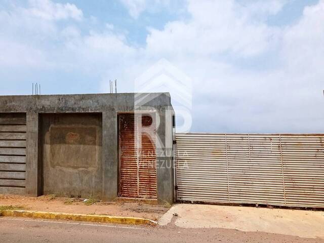 #PLT-004 - Terreno para Venta en Maracaibo - V