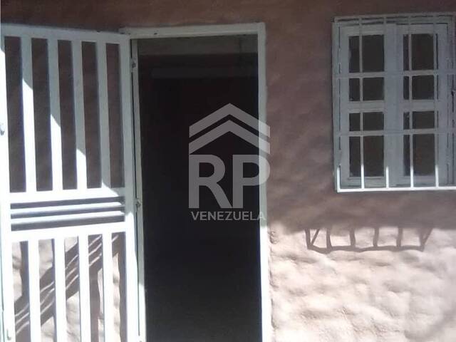 Casa para Venta en Caracas - 4