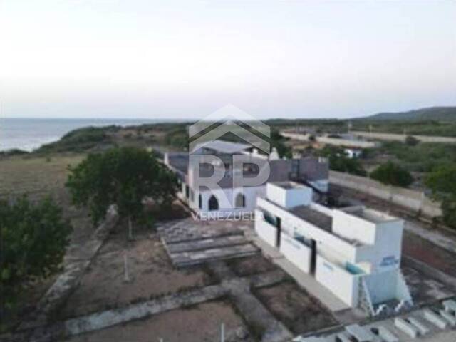 Hotel para Venta en La Vela de Coro - 4