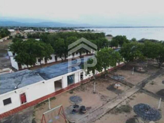 #SGFC-027 - Hotel para Venta en La Vela de Coro - I