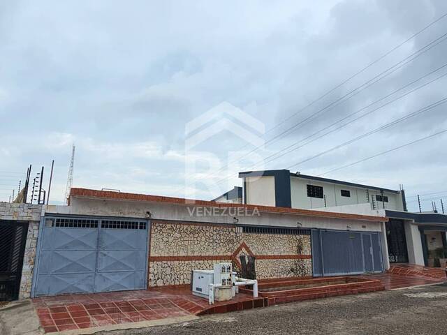 #PLC-012 - Casa para Venta en Maracaibo - V