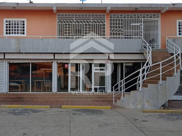 #PLE-001 - Edificio comercial para Venta en Maracaibo - V