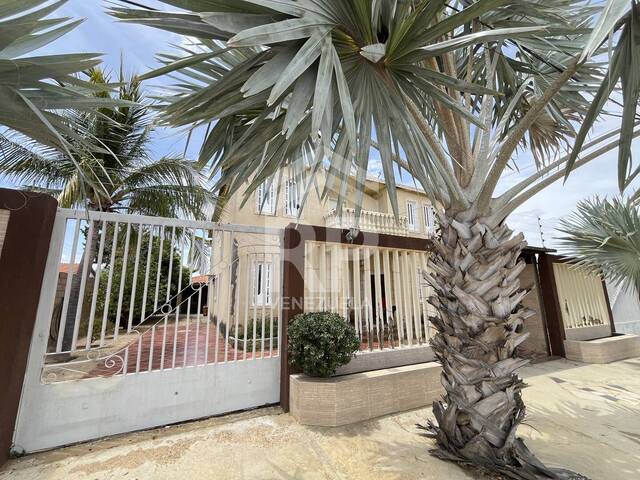 #SGC-456 - Casa de dos o más pisos para Venta en Falcón - I