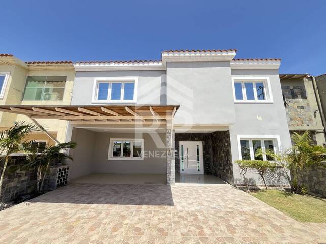 Townhouse para Venta en Punto Fijo - 4