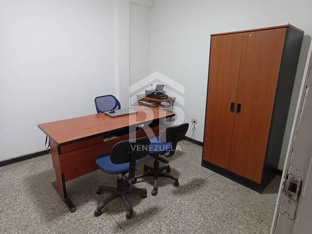 #1296 - Casa para Alquiler en Barquisimeto - K