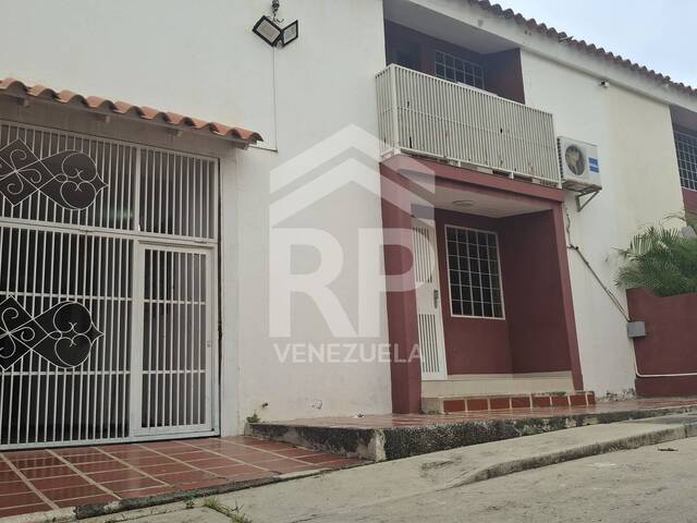 #CRC-007 - Casa para Venta en Cabudare - K
