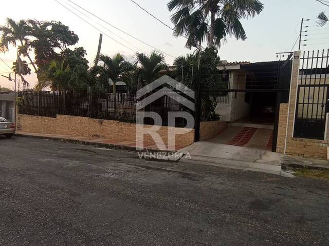 Venta en Urbanizacion Santa Elena - Barquisimeto