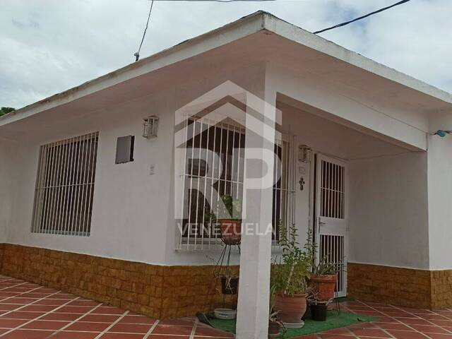 #CRC-009 - Casa para Venta en Barquisimeto - K