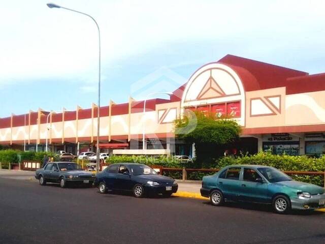 #PLL-034 - Local para Venta en Maracaibo - V