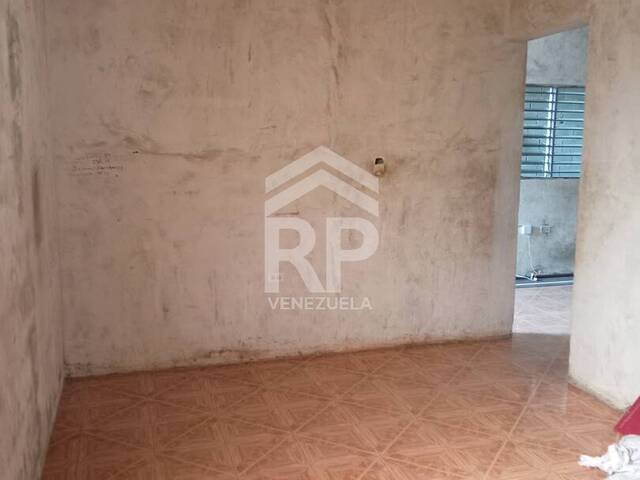 #CRC-013 - Casa para Venta en Cabudare - K