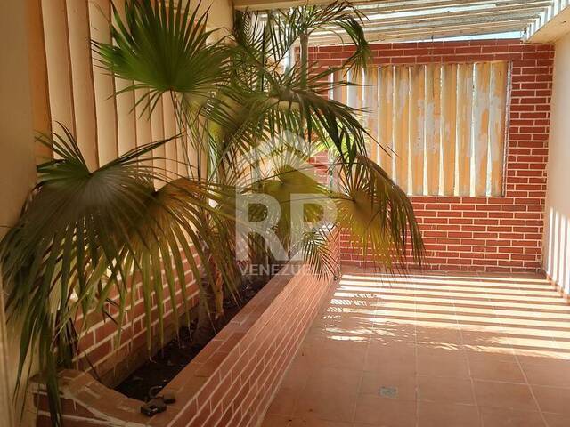 Casa para Venta en Punto Fijo - 5