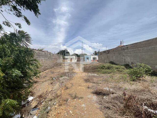 #SGT-162 - Terreno para construcción para Venta en Punto Fijo - I