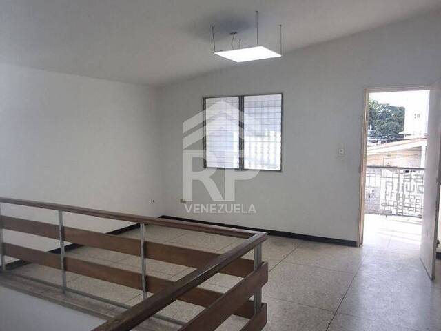 #CRL-013 - Oficina para Alquiler en Barquisimeto - K