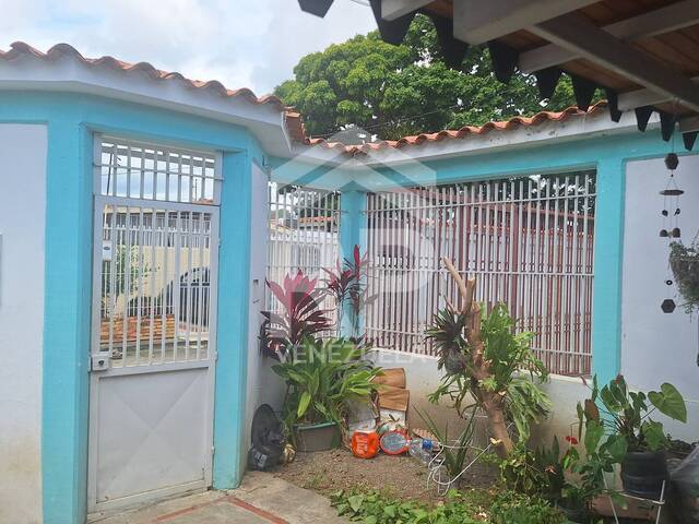#CRC-015 - Casa para Venta en Barquisimeto - K