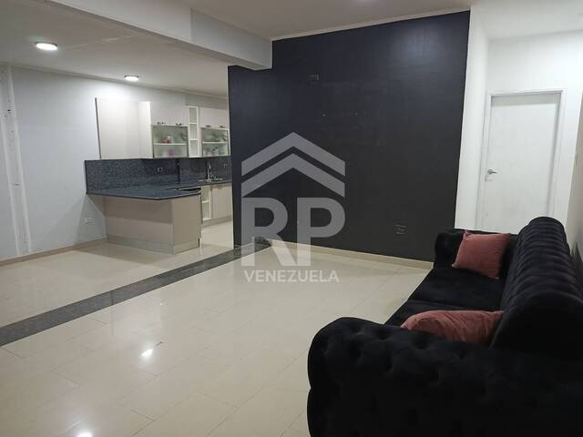 Casa para Venta en Punto Fijo - 4