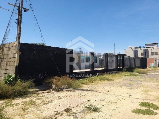 Local para Venta en Punto Fijo - 4