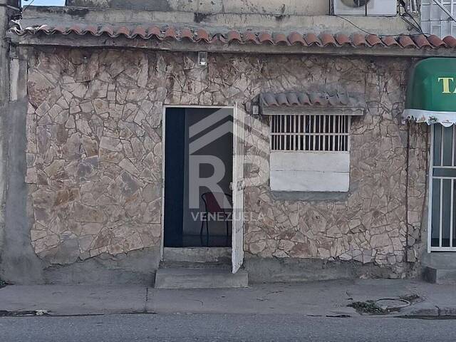 #CRC-018 - Casa para Venta en Barquisimeto - K