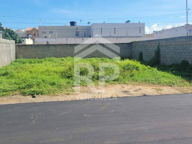 #PLT-006 - Área para Venta en Maracaibo - V