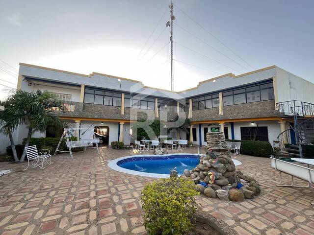 #SGC-463 - Casa para Venta en Punto Fijo - I