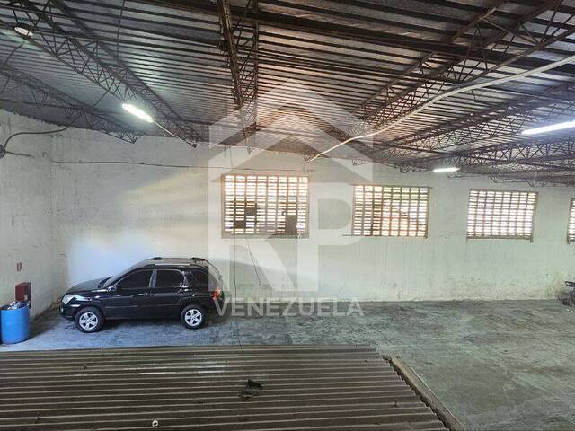 Galpón para Venta en Maracaibo - 3