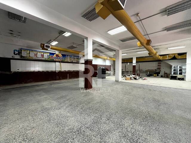 Edificio para Venta en Punto Fijo - 2