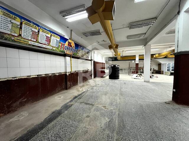 Edificio para Venta en Punto Fijo - 3