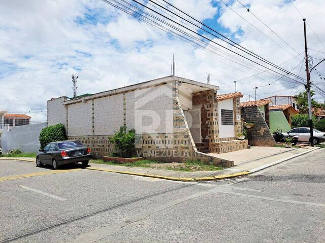 #CRC-020 - Casa para Venta en Barquisimeto - K