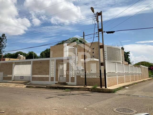 Venta en Casacoima - Punto Fijo