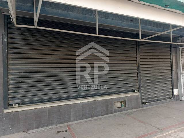 #SGL-150 - Local para Venta en Punto Fijo - I