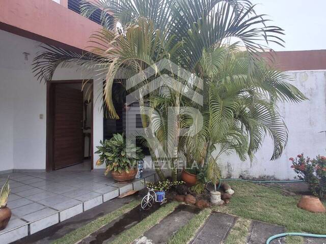 #CRC-023 - Casa para Venta en Barquisimeto - K