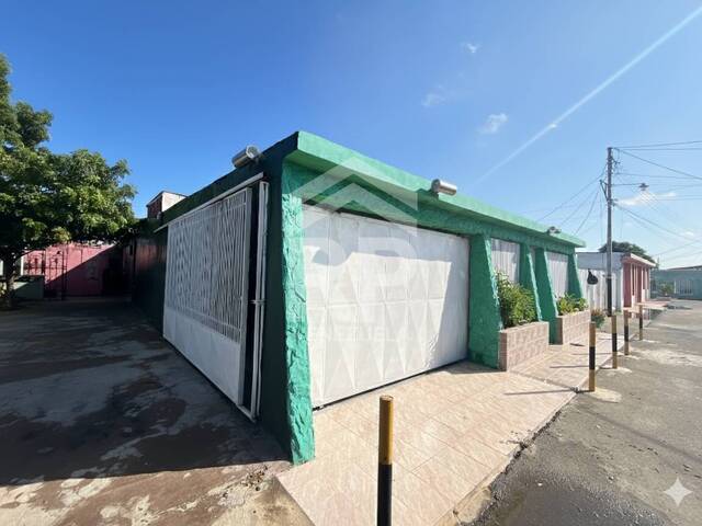 #SGC-471 - Casa para Venta en Punto Fijo - I